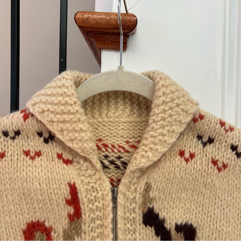 Vintage Mary Maxim Cowichan Figure Skating Wool Hand Knit Cream Sweater - Picture 3 of 12